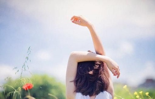 两姐妹qq网名及签名_WWW.WHOISQQ.COM