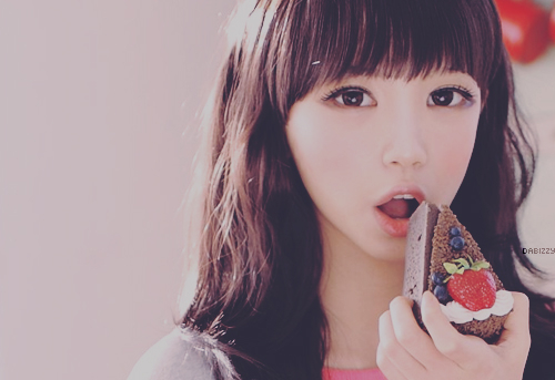 带少年的女生个性签名_WWW.WHOISQQ.COM