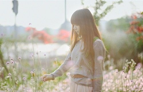 女生暗恋男生个性签名_WWW.WHOISQQ.COM