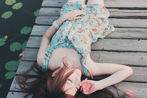 可爱甜美女生个性签名_WWW.WHOISQQ.COM