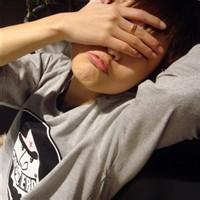 挡脸头像图片男生_WWW.WHOISQQ.COM