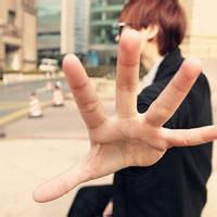 挡脸头像图片男生_WWW.WHOISQQ.COM