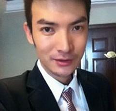 亚洲男生头像图片_WWW.WHOISQQ.COM