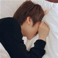 2015伤感男生头像图片_WWW.WHOISQQ.COM