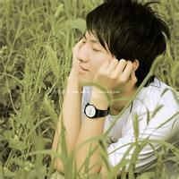 男生阳光背影头像图片_WWW.WHOISQQ.COM