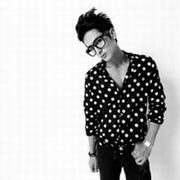 qq头像图片网男生黑白带子_WWW.WHOISQQ.COM