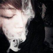 qq头像图片抽烟男生袋子_WWW.WHOISQQ.COM