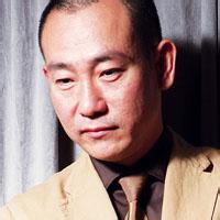男生喝红酒qq头像图片_WWW.WHOISQQ.COM