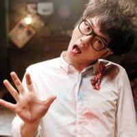 校园操场男生头像图片_WWW.WHOISQQ.COM