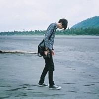 qq海边头像图片男生_WWW.WHOISQQ.COM