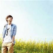 v行手势男生头像图片_WWW.WHOISQQ.COM