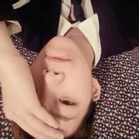 男生苦笑流泪头像图片_WWW.WHOISQQ.COM