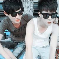 q友乐园男生头像图片 写字_WWW.WHOISQQ.COM