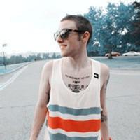 qq欧美头像图片男生背景_WWW.WHOISQQ.COM