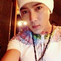 男生奢华头像图片_WWW.WHOISQQ.COM