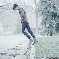 欧美失落男生头像图片_WWW.WHOISQQ.COM