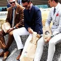 男生穿西装绅士头像图片_WWW.WHOISQQ.COM