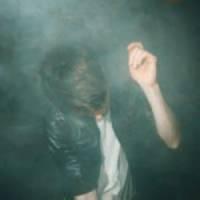 男生头像图片超拽烟雾缭绕_WWW.WHOISQQ.COM