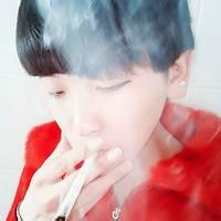 男生头像图片超拽烟雾缭绕_WWW.WHOISQQ.COM