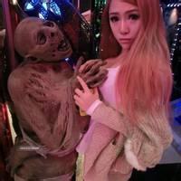 qq头像图片女生男生接吻_WWW.WHOISQQ.COM