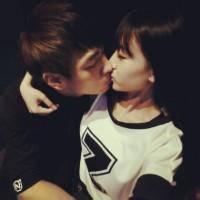 qq头像图片女生男生接吻_WWW.WHOISQQ.COM