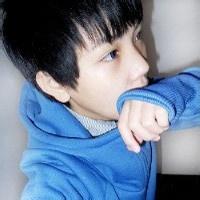 qq头像图片男生装可怜_WWW.WHOISQQ.COM