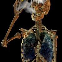 欧洲男生吸烟qq头像图片_WWW.WHOISQQ.COM
