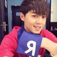 谢彬彬男生 qq头像图片_WWW.WHOISQQ.COM