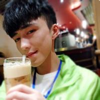 可怜男生头像图片_WWW.WHOISQQ.COM