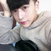 qq炫彩男生头像图片_WWW.WHOISQQ.COM