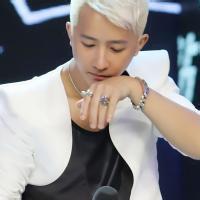 qq头像图片男生韩庚_WWW.WHOISQQ.COM