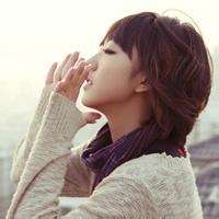qq头像图片男生和女生拥抱_WWW.WHOISQQ.COM
