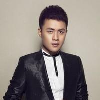 短发帅哥男生头像图片_WWW.WHOISQQ.COM