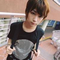 凌乱男生头像图片_WWW.WHOISQQ.COM