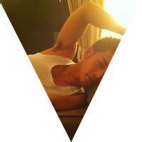男生倒三角头像图片_WWW.WHOISQQ.COM