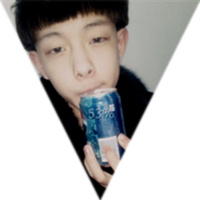 男生倒三角头像图片_WWW.WHOISQQ.COM