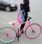 qq男生女生骑单车头像图片_WWW.WHOISQQ.COM