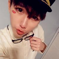高端清秀男生头像图片_WWW.WHOISQQ.COM