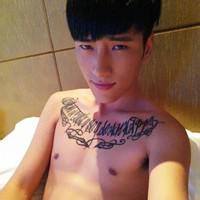 好看男生纹身头像图片_WWW.WHOISQQ.COM