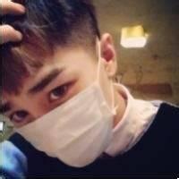 带口罩的男生qq头像图片_WWW.WHOISQQ.COM
