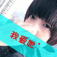 手捧鲜花男生头像图片_WWW.WHOISQQ.COM