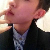男生头像图片上半身_WWW.WHOISQQ.COM