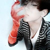 qq头像图片男生帅气带二逼_WWW.WHOISQQ.COM