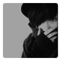 qq头像图片男生帅气带二逼_WWW.WHOISQQ.COM