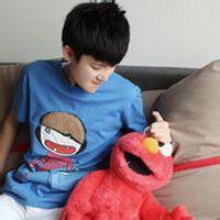 qq抬头望天空头像图片男生_WWW.WHOISQQ.COM