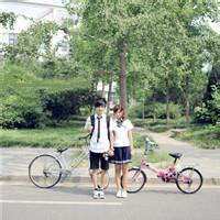 骑单车的男生qq头像图片_WWW.WHOISQQ.COM