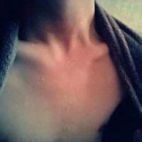 个性网qq头像图片男生锁骨_WWW.WHOISQQ.COM