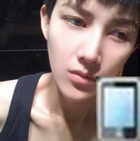 800*800男生头像图片_WWW.WHOISQQ.COM