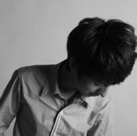 qq头像图片男生帅黑白_WWW.WHOISQQ.COM