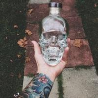 qq心累男生带子头像图片_WWW.WHOISQQ.COM